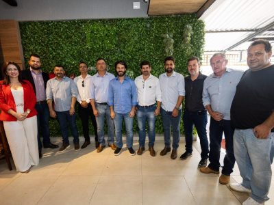 Reunião entre o prefeito de João Pinheiro